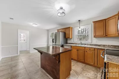 818 Eaglewood Avenue, Charlotte, NC 28212 - Photo 12