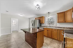 818 Eaglewood Ave, Charlotte, NC 28212 - Photo 12