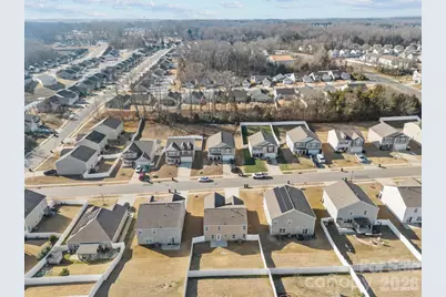 8527 Mansell Court, Charlotte, NC 28215 - Photo 6