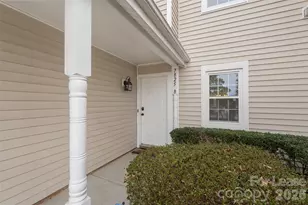 7825 Renaissance Ct, Charlotte, NC 28226 - Photo 2