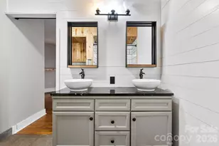 42 Old Patton Hill Rd, Swannanoa, NC 28778 - Photo 16