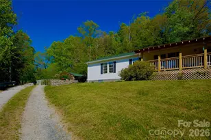 3 Altapass Trail, Spruce Pine, NC 28777 - Photo 4