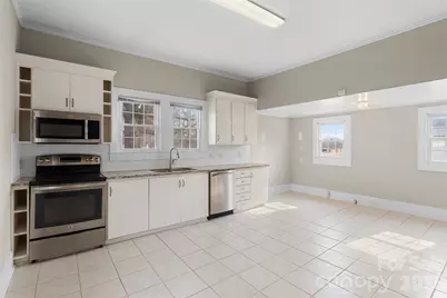 606 N Juniper Street, Kannapolis, NC 28081 - Photo 6