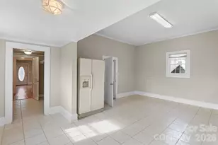 606 N Juniper St, Kannapolis, NC 28081 - Photo 8