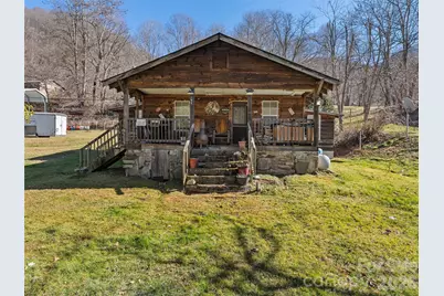 186 Creekmont Drive, Clyde, NC 28721 - Photo 1