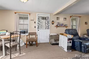 186 Creekmont Dr, Clyde, NC 28721 - Photo 6