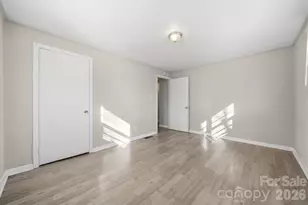 1512 N Deal Ave, Newton, NC 28658 - Photo 20