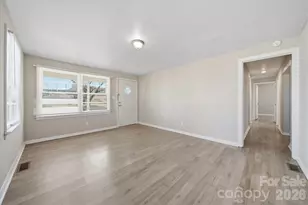 1512 N Deal Ave, Newton, NC 28658 - Photo 6