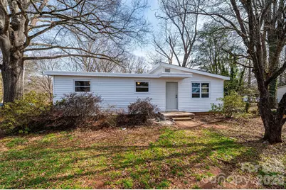 25 N Davis Avenue, Newton, NC 28658 - Photo 4