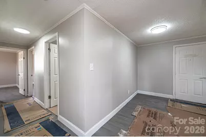 25 N Davis Avenue, Newton, NC 28658 - Photo 18