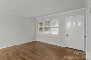 5300 Hickory Ln, Charlotte, NC 28216 - Photo 8