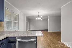 5300 Hickory Ln, Charlotte, NC 28216 - Photo 20