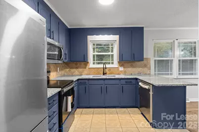 5300 Hickory Lane, Charlotte, NC 28216 - Photo 14