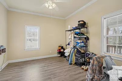 318 E Pressley Avenue, Mooresville, NC 28115 - Photo 16