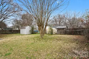 318 E Pressley Ave, Mooresville, NC 28115 - Photo 24