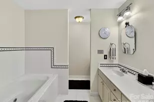 1535 Providence Rd, Charlotte, NC 28207 - Photo 14