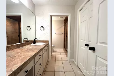 1754 12th Street NE, Hickory, NC 28601 - Photo 16