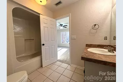 1754 12th Street NE, Hickory, NC 28601 - Photo 24