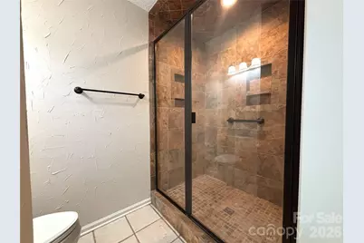 1754 12th Street NE, Hickory, NC 28601 - Photo 18