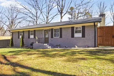 300 Forest Park Road, Matthews, NC 28104 - Photo 1