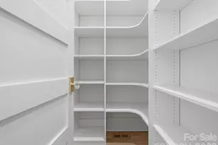 433 W Peterson Dr, Charlotte, NC 28217 - Photo 22