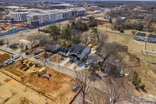 433 W Peterson Dr, Charlotte, NC 28217 - Photo 42