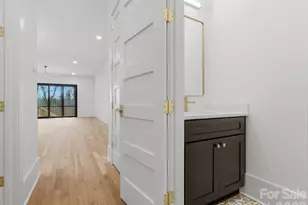 431 W Peterson Dr, Charlotte, NC 28217 - Photo 30