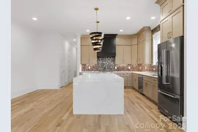 431 W Peterson Drive, Charlotte, NC 28217 - Photo 10