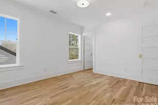 431 W Peterson Dr, Charlotte, NC 28217 - Photo 28