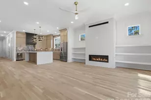 431 W Peterson Dr, Charlotte, NC 28217 - Photo 12