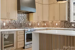 431 W Peterson Dr, Charlotte, NC 28217 - Photo 6