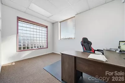 729 1st Avenue SW, Hickory, NC 28602 - Photo 14