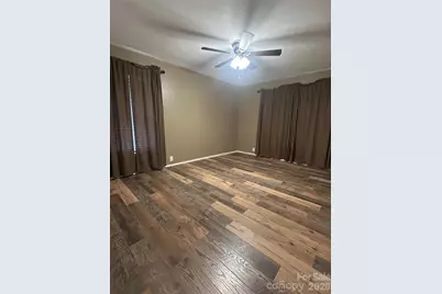 219 S Main Street, Mount Gilead, NC 27306 - Photo 16