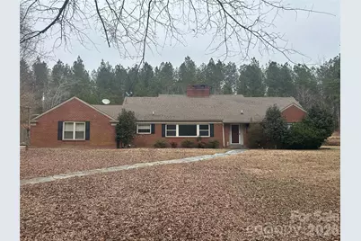 219 S Main Street, Mount Gilead, NC 27306 - Photo 2