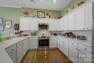 406B E Union St, Morganton, NC 28655 - Photo 10