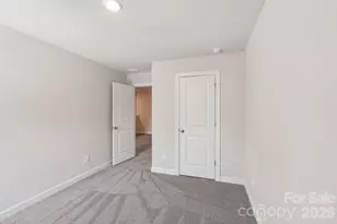 8116 Hidden Spgs Trl, Charlotte, NC 28216 - Photo 6