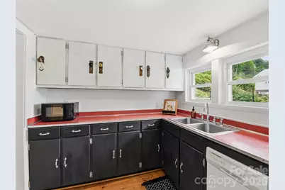 9 Whitted Road, Canton, NC 28716 - Photo 20