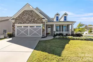 5827 Cheerful Ln, Charlotte, NC 28215 - Photo 2