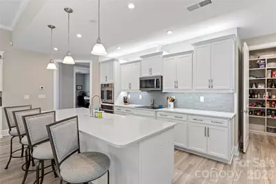 5827 Cheerful Lane, Charlotte, NC 28215 - Photo 18