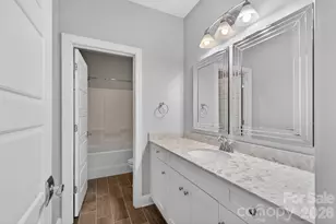 9815 Avenal Ln, Charlotte, NC 28270 - Photo 36