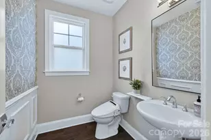 9815 Avenal Ln, Charlotte, NC 28270 - Photo 8