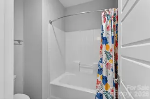 9815 Avenal Ln, Charlotte, NC 28270 - Photo 32