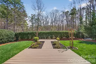 9815 Avenal Ln, Charlotte, NC 28270 - Photo 38