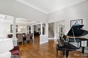 12727 Lindrick Ln, Charlotte, NC 28277 - Photo 10