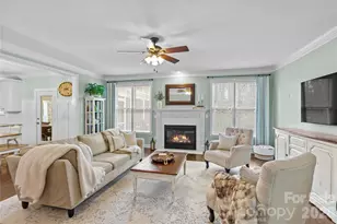 20110 Coachmans Wood Ln, Cornelius, NC 28031 - Photo 12