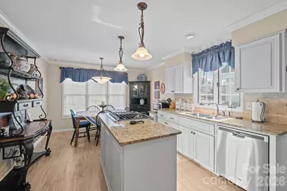 856 W 6th Street, Newton, NC 28658 - Photo 16