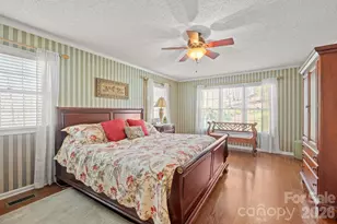 856 W 6th St Cir, Newton, NC 28658 - Photo 24