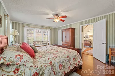 856 W 6th Street, Newton, NC 28658 - Photo 22