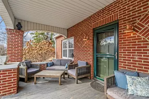 506 W Main St, Burnsville, NC 28714 - Photo 4