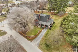 506 W Main St, Burnsville, NC 28714 - Photo 32